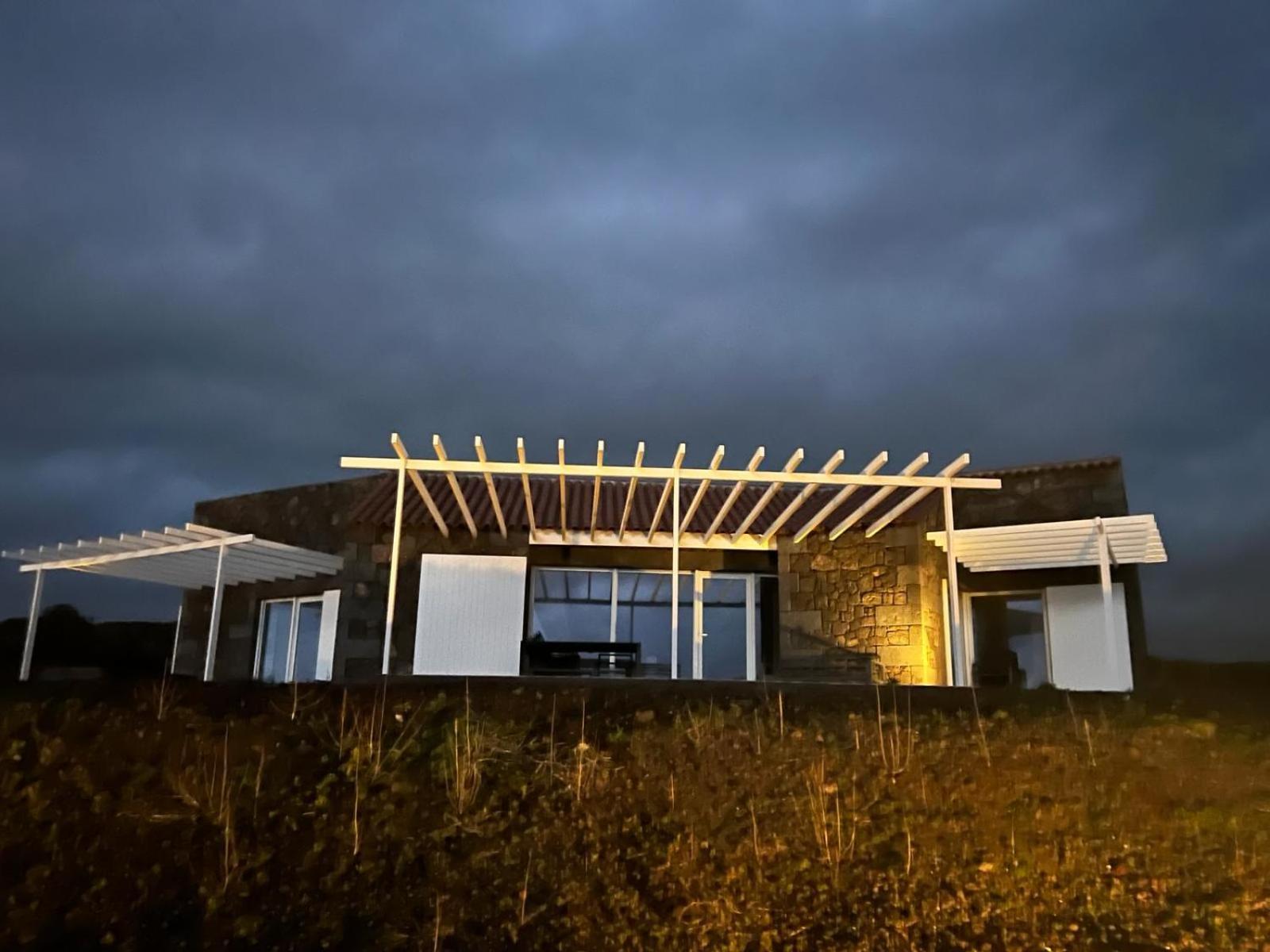 Vinhas Do Calhau Aparthotel Madalena  Exterior photo